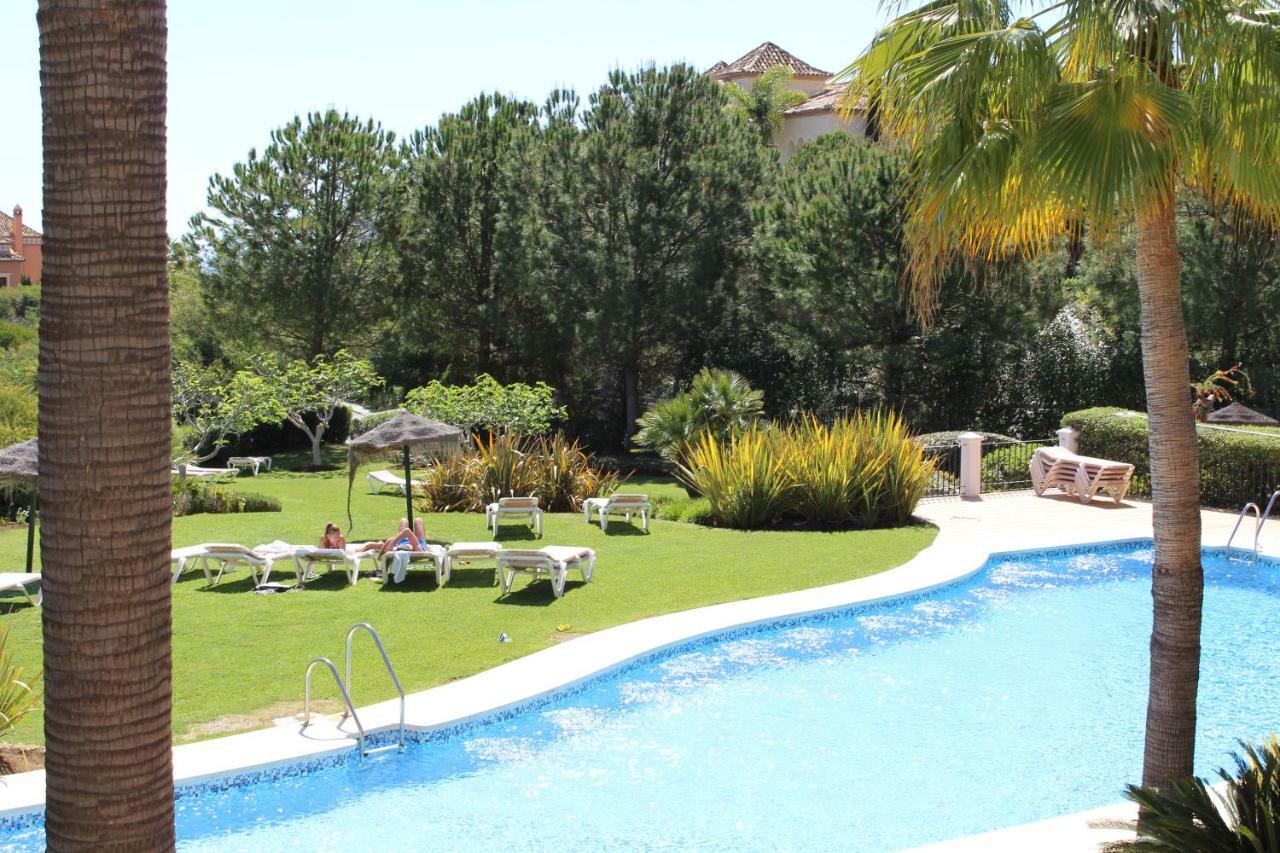 La Concha Vista La Quinta Apartment Marbella Bagian luar foto
