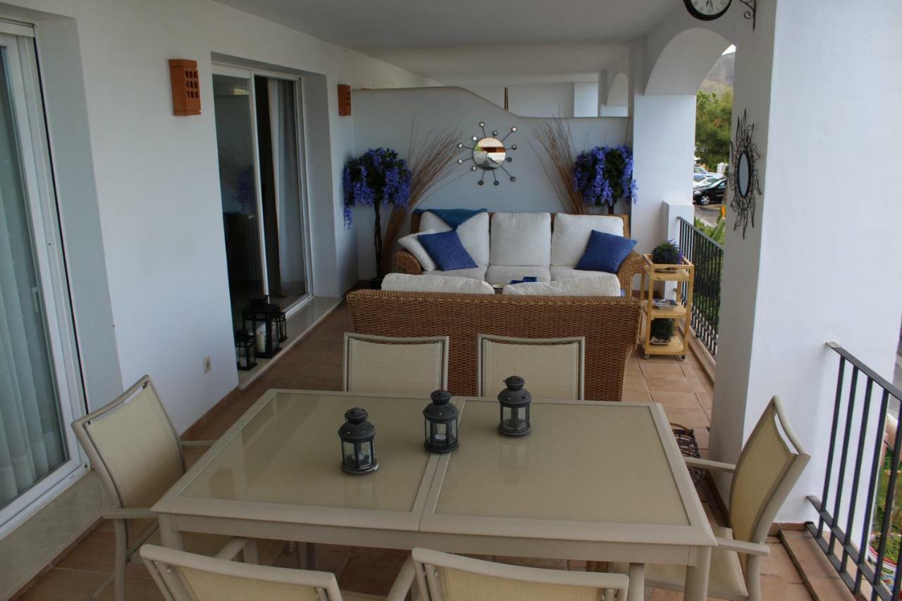 La Concha Vista La Quinta Apartment Marbella Bagian luar foto